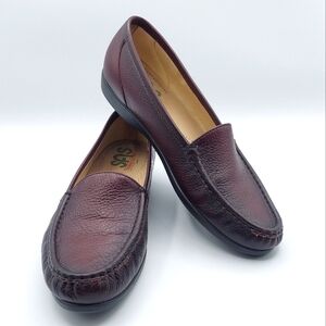 SAS Comfort Simplify Slip-On Loafers Antique Wine Size 7N